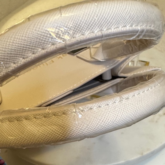 LA | TC White Fluent Designer Tote Bag with Colorful Scarf Accent - Picture 4 of 7